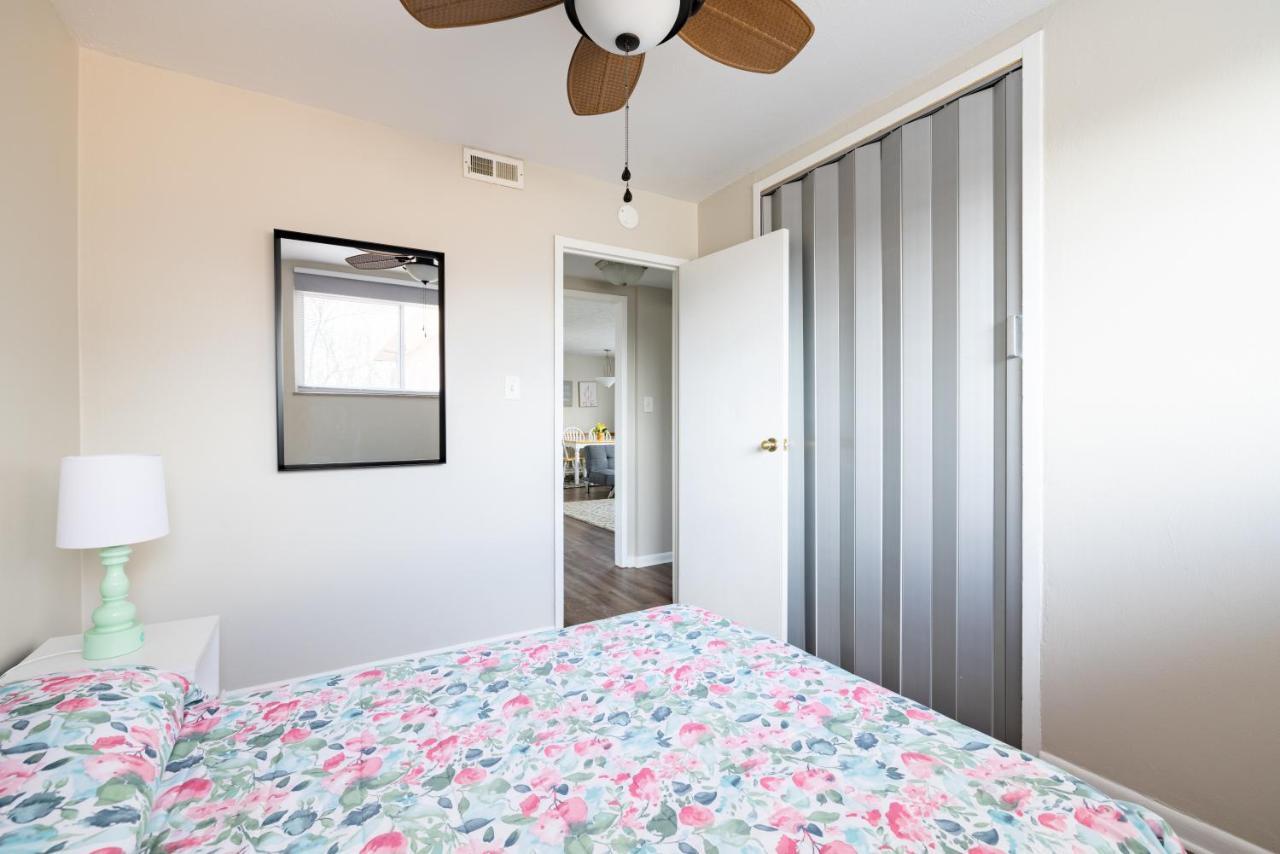 Georgetown Villas 3-2C Close To Cleveland Airport And Fairview Hospital Ideal For Long Stays! Fairview Park Екстер'єр фото