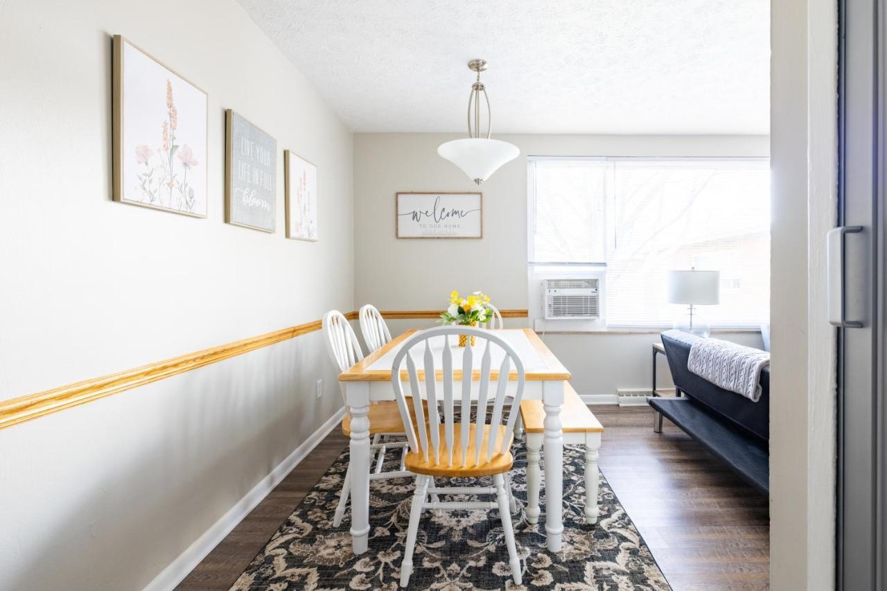 Georgetown Villas 3-2C Close To Cleveland Airport And Fairview Hospital Ideal For Long Stays! Fairview Park Екстер'єр фото
